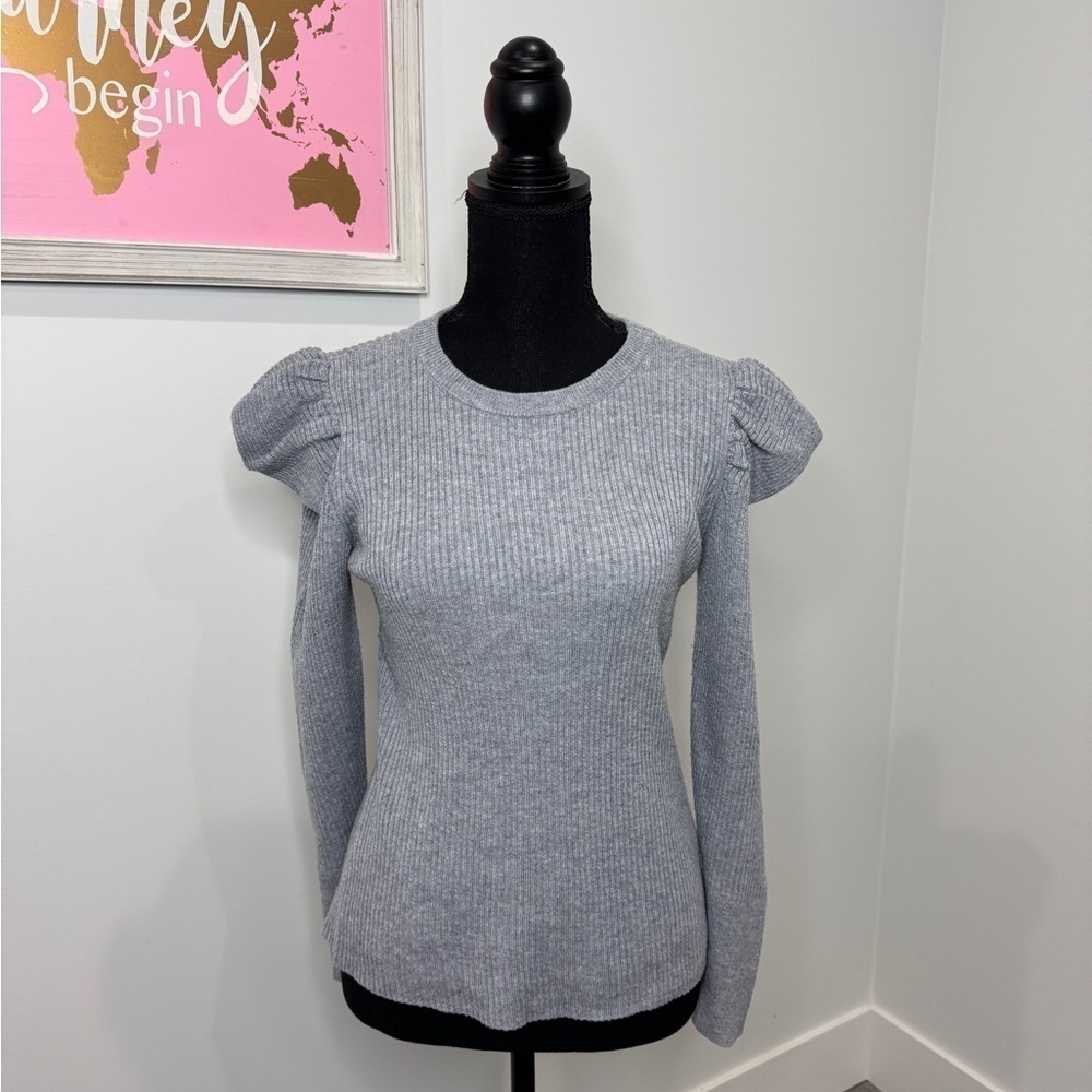 Cliche Gray Ribbed Ruffle Shoulder Wool Blend Sweater (S) - Picture 2 of 7